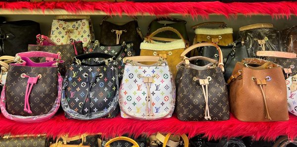 LOUIS VUITTON Handbags